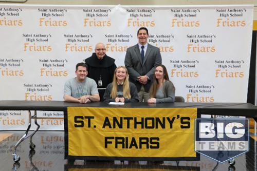 Kylie Benes commits to SUNY Farmingdale