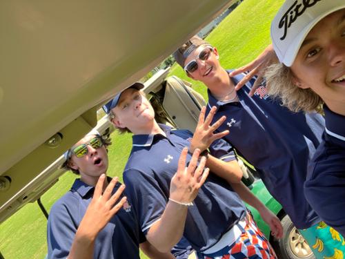 Boys Varsity Golf