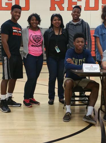 DeAnthony McCallum signing to play Basketball at Independence Kansas Community College