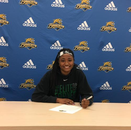 Congratulations to Rainah Smith (Girls Basketball) who is the latest SHC student athlete to sign a Nation Letter of Intent to play basketball at UC Merced.  Go Bobcats!