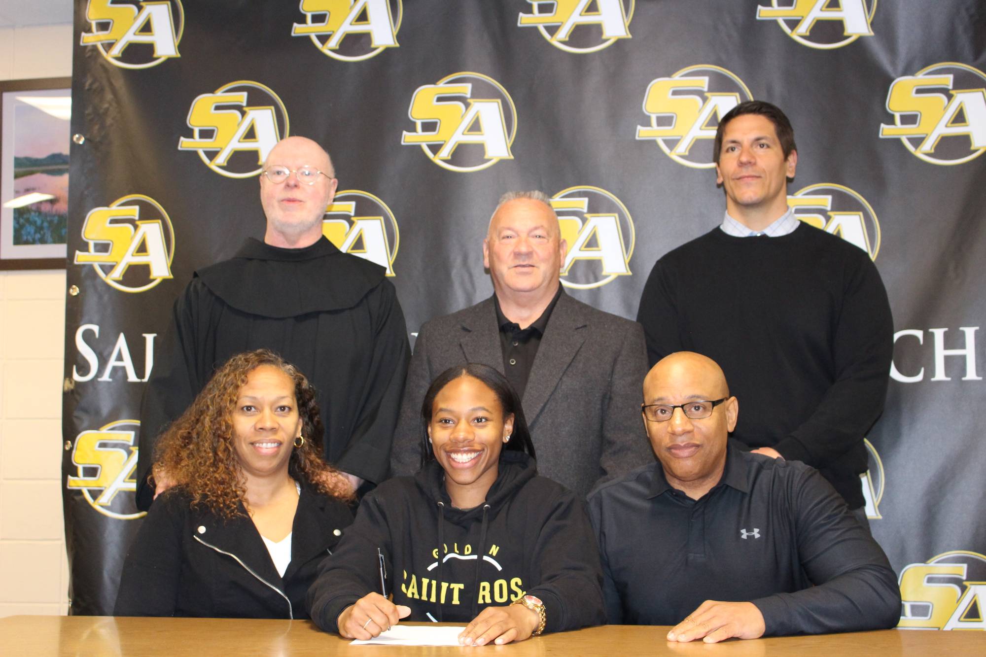 Congratulations Ashia Smith on her commitment to 
St. Rose College to play Basketball
