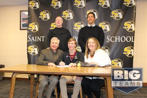 Congratulations to Ian Fitzpatrick on committing to Boston College for swimming. 
